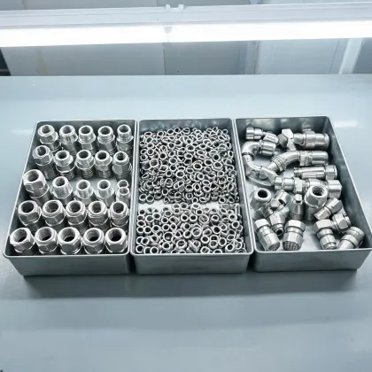Hydraulic fittings tray